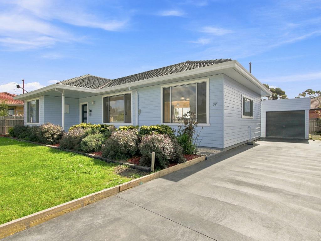 37 Wallace St, Morwell, VIC 3840