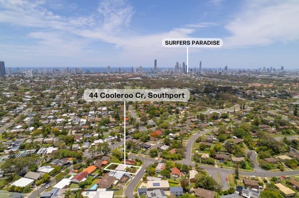 44 Cooleroo Cres, Southport, QLD 4215