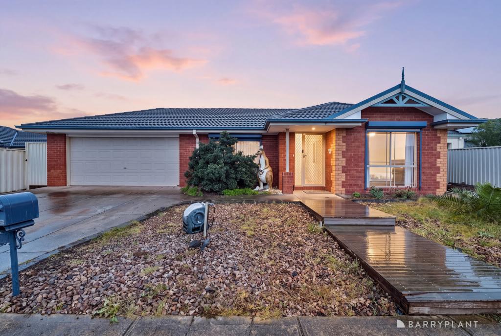 4 GERALDINE CT, KURUNJANG, VIC 3337