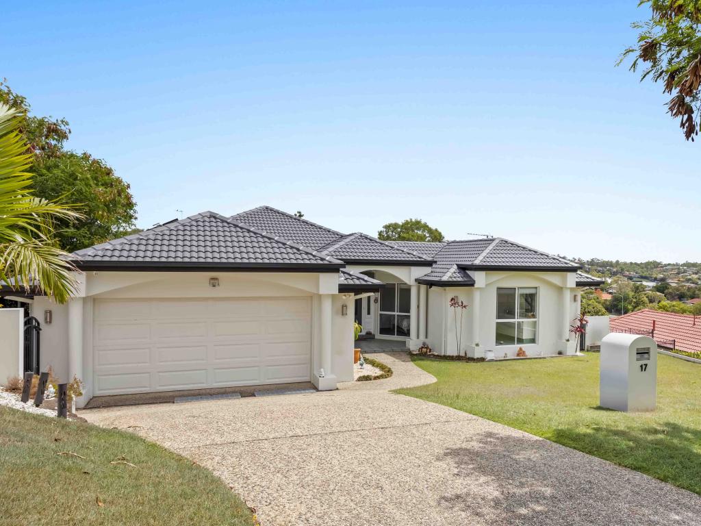 17 Yaldara St, Pacific Pines, QLD 4211