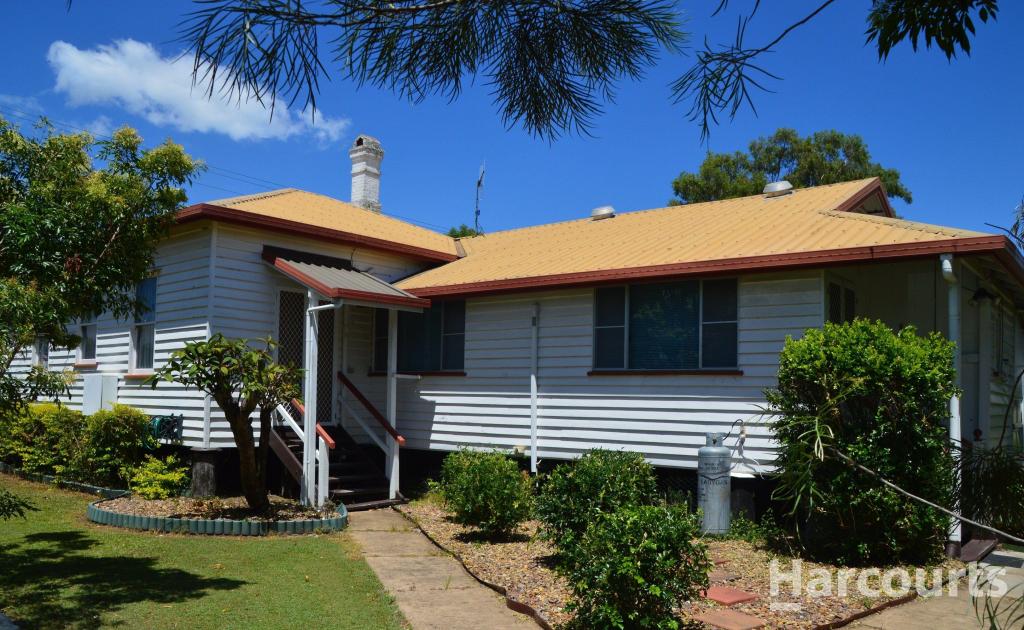 60-62 Steley St, Howard, QLD 4659