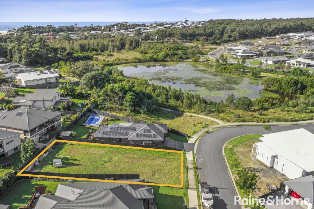 7 Eyre Cres, Burrill Lake, NSW 2539