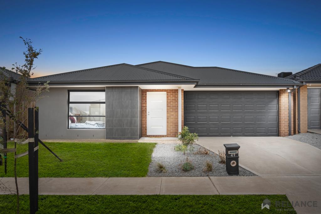 49 Hawkestone St, Melton South, VIC 3338