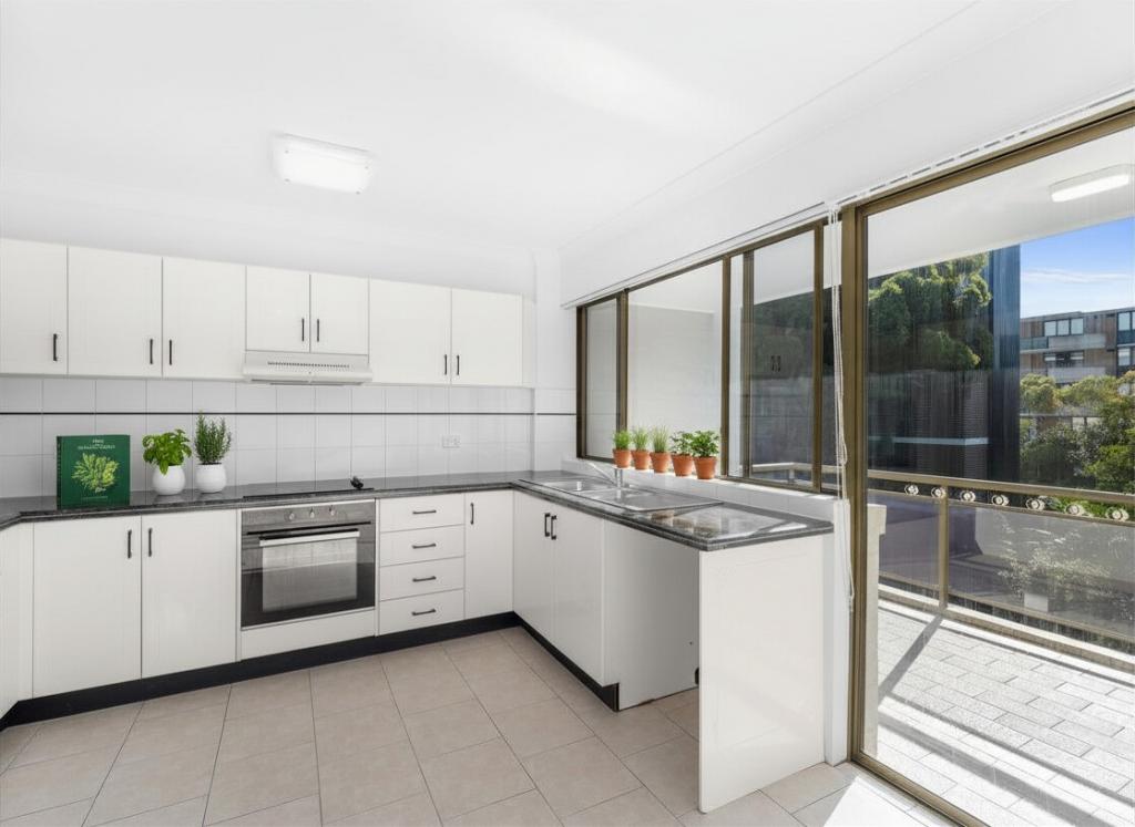 24/2-6 GURRIER AVE, MIRANDA, NSW 2228