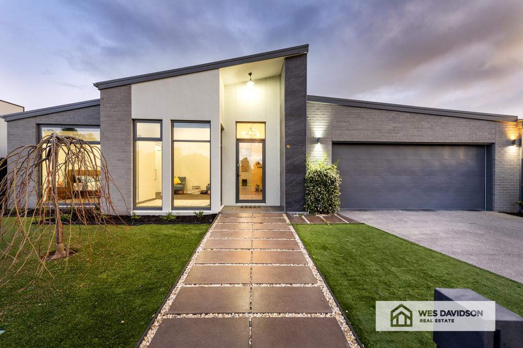 13 Mclean Dr, Horsham, VIC 3400