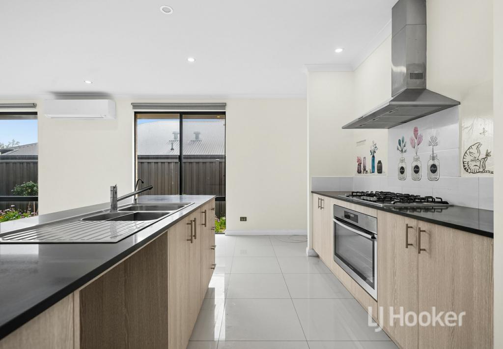 7 Seddon Pde, Alkimos, WA 6038