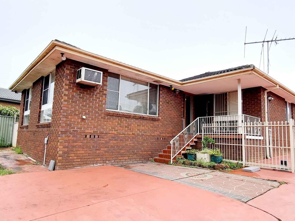 6 STEVENSON ST, WETHERILL PARK, NSW 2164