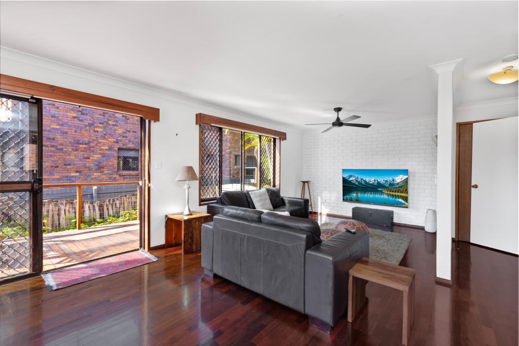 2/2218 Gold Coast Hwy, Mermaid Beach, QLD 4218