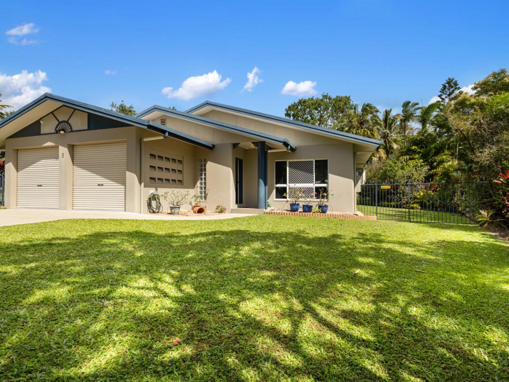 5 SOLOMON CL, BRINSMEAD, QLD 4870