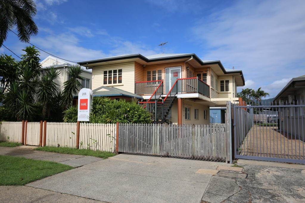 205 Aumuller St, Bungalow, QLD 4870