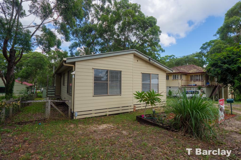 28 Harvey St, Russell Island, QLD 4184