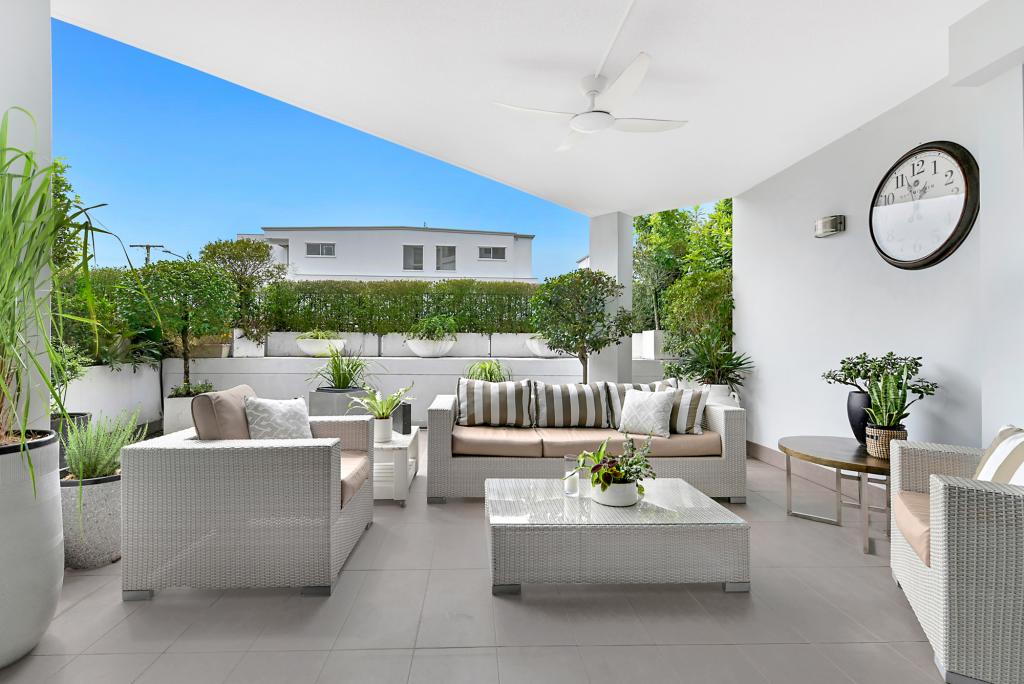 1t/20-28 Bayview St, Runaway Bay, QLD 4216