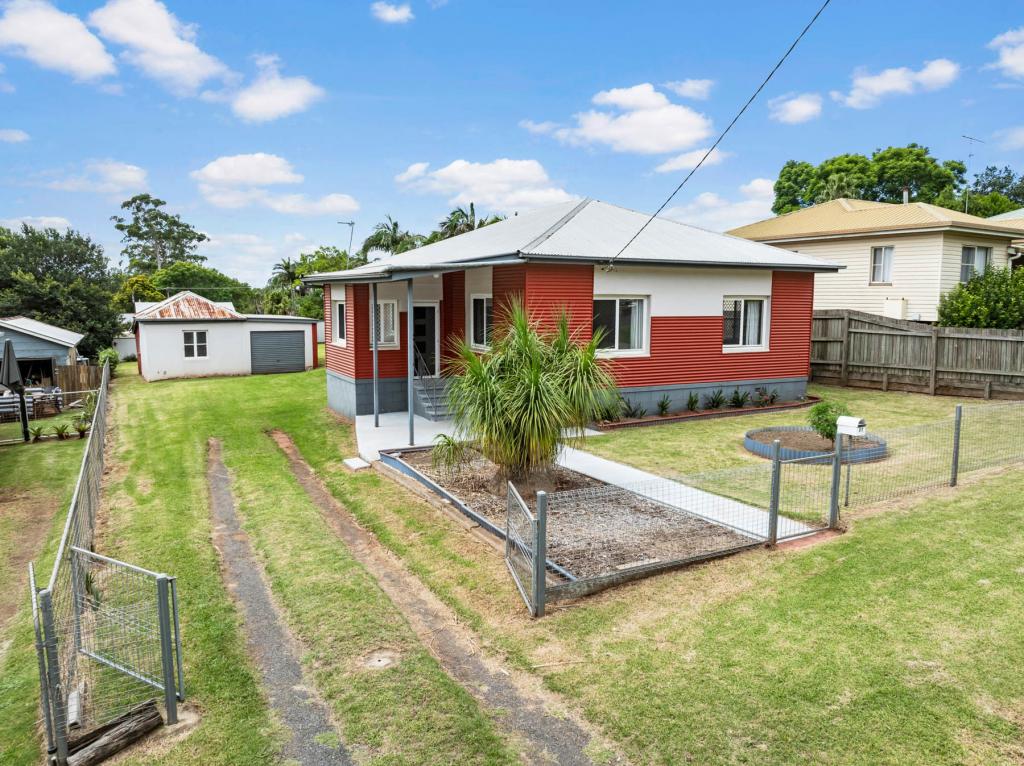 27 Perry St, Harlaxton, QLD 4350