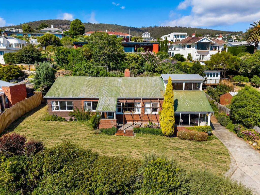4 St Canice Ave, Sandy Bay, TAS 7005