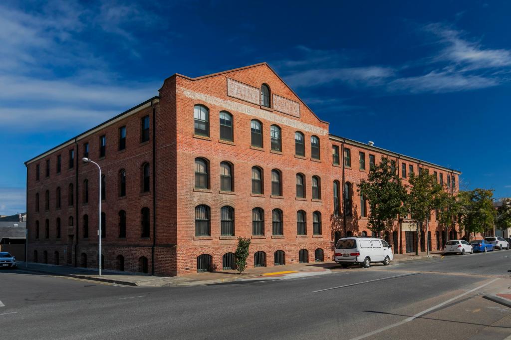 18/83 LIPSON ST, PORT ADELAIDE, SA 5015