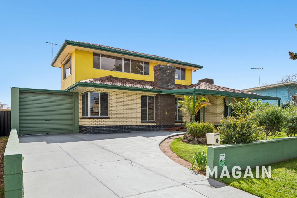 17 Griffiths Dr, Moana, SA 5169