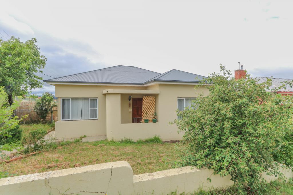 296 Peel St, Bathurst, NSW 2795