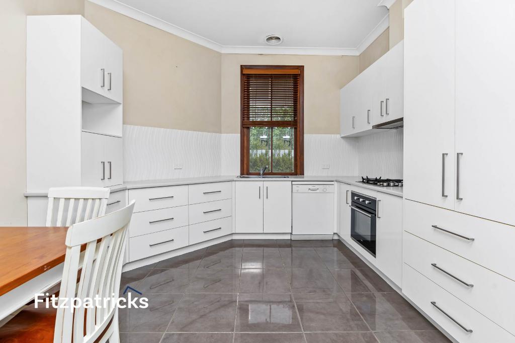92 Crampton St, Wagga Wagga, NSW 2650
