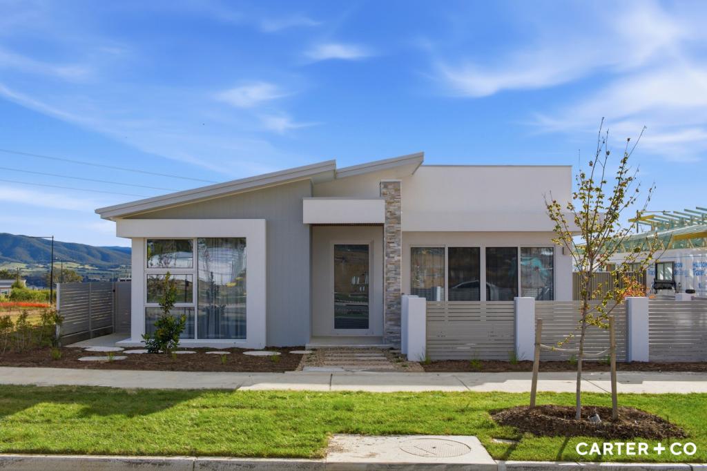 11 Max Day Lane, Macnamara, ACT 2615