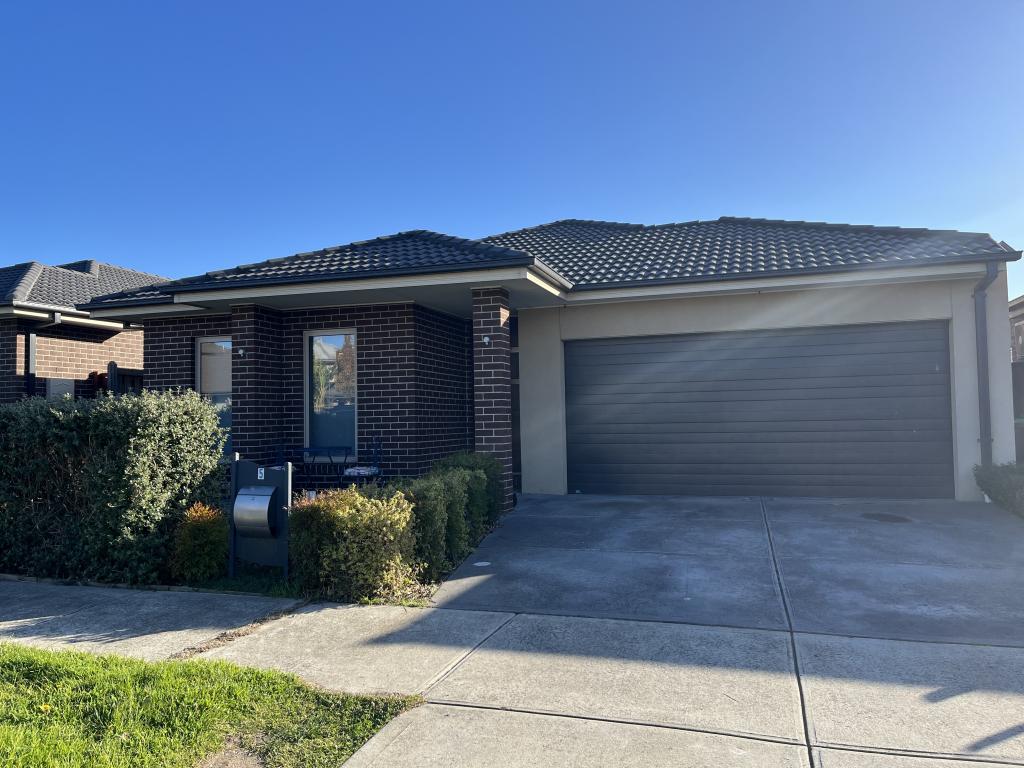 5 Romulus Cres, Cranbourne West, VIC 3977