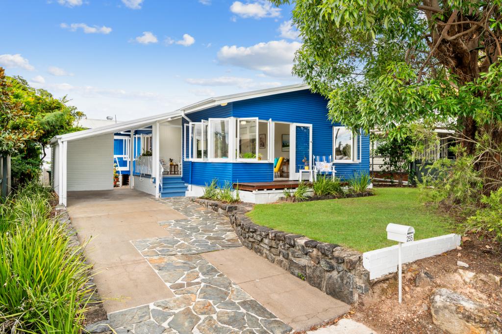 255 Hawken Dr, St Lucia, QLD 4067