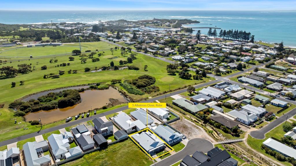 5 Albatross Cl, Robe, SA 5276