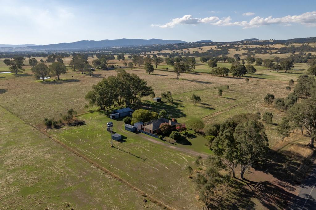 445 Old Tolmie Rd, Barwite, VIC 3722