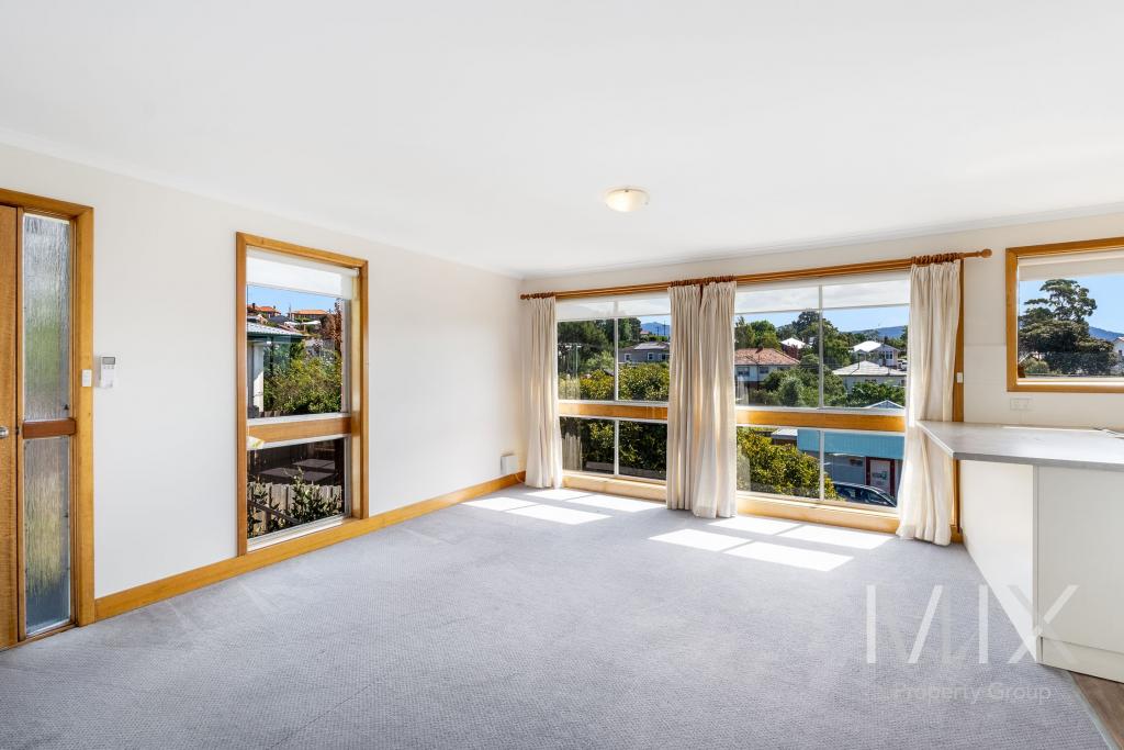 2/43 Oldham Ave, New Town, TAS 7008