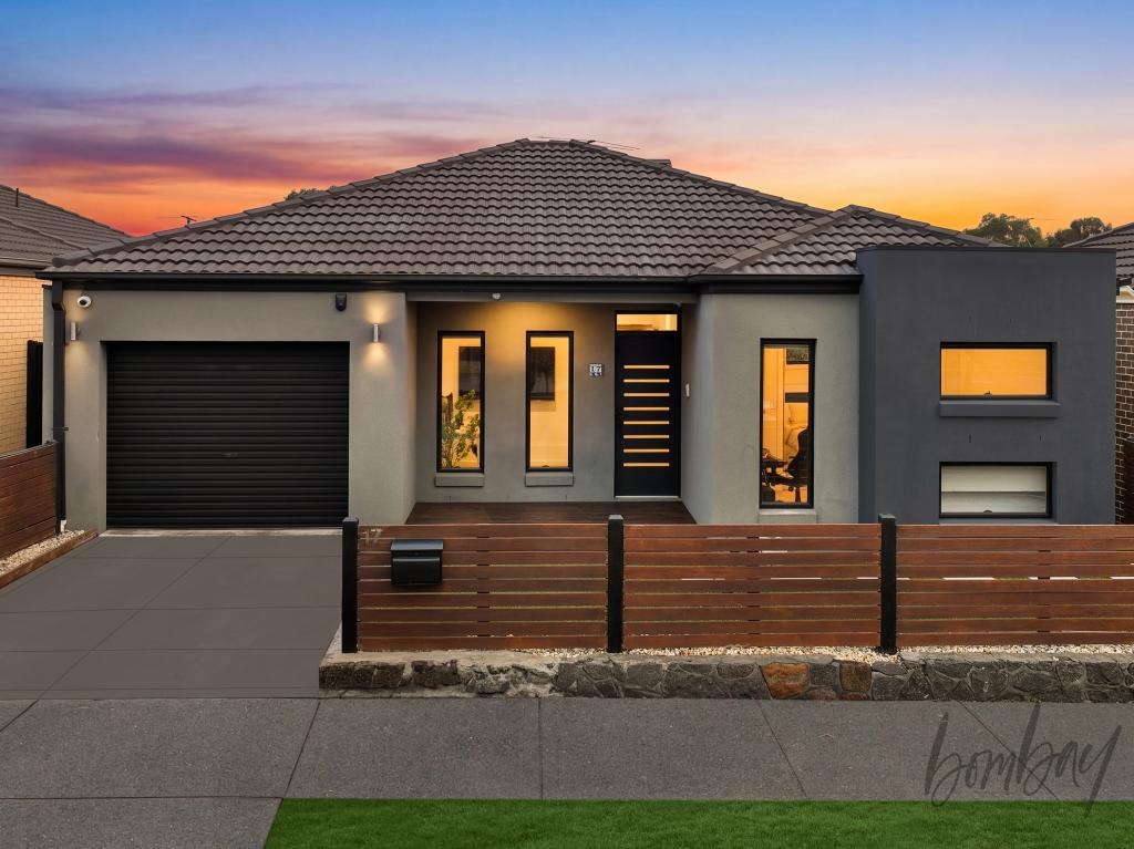 17 Highbury Cct, Craigieburn, VIC 3064