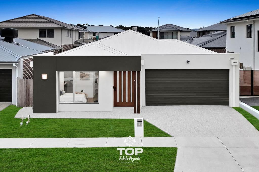 5 BONZA CCT, CLYDE NORTH, VIC 3978