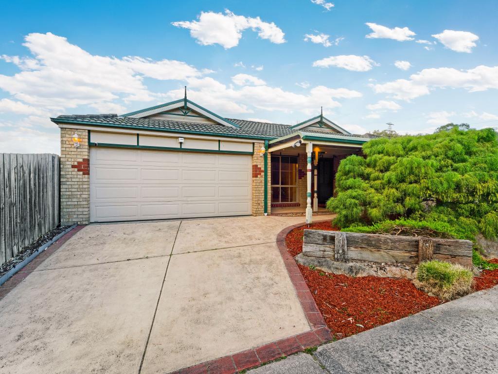 62 Ferndown Dr, Cranbourne, VIC 3977