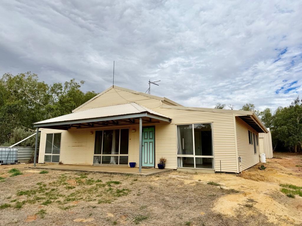 14 Lauder St, Nanson, WA 6532