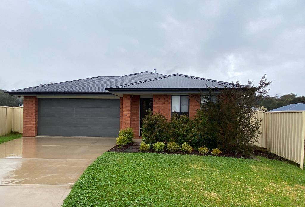 16 Lea Ct, Lavington, NSW 2641
