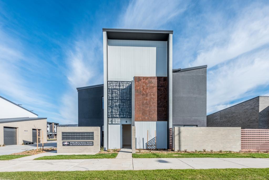 22/39 Woodberry Ave, Coombs, ACT 2611