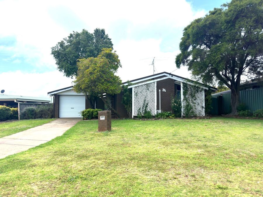 26 Arabian St, Harristown, QLD 4350