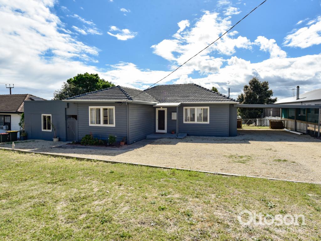 8 Strathlyn Ave, Naracoorte, SA 5271