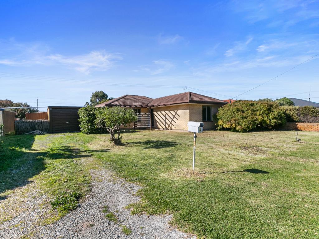 4 Rover Cres, Port Willunga, SA 5173