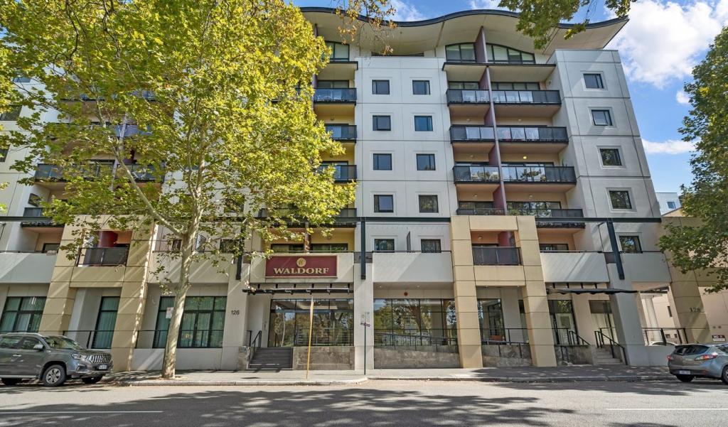 208/126 Mounts Bay Rd, Perth, WA 6000