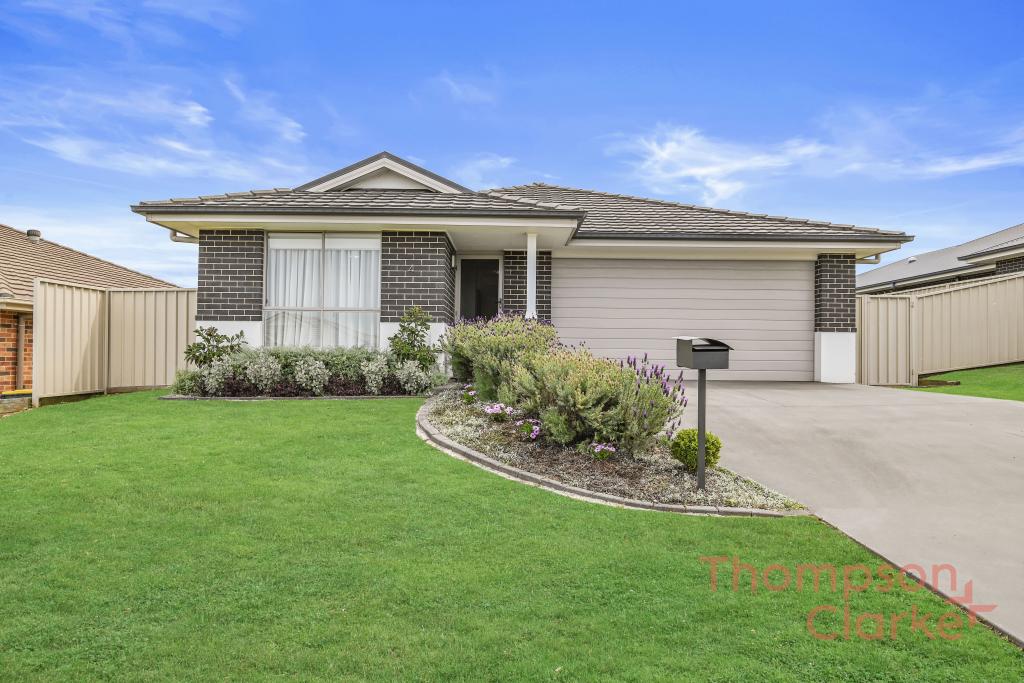 4 Harrow St, Thornton, NSW 2322