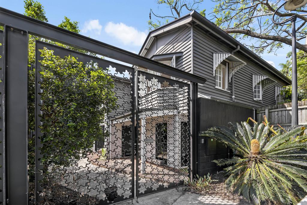 2 Normanby Tce, Kelvin Grove, QLD 4059