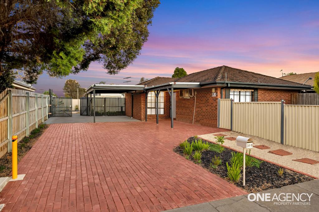 30A ILUKA DR, WERRIBEE, VIC 3030