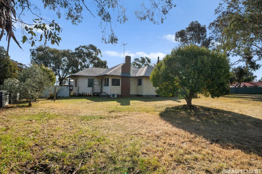 15 Avonlea St, Numurkah, VIC 3636