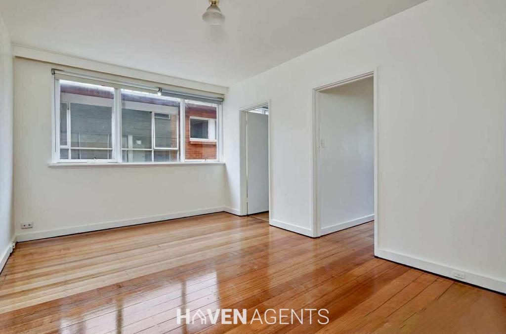1/17 Jackson St, St Kilda, VIC 3182