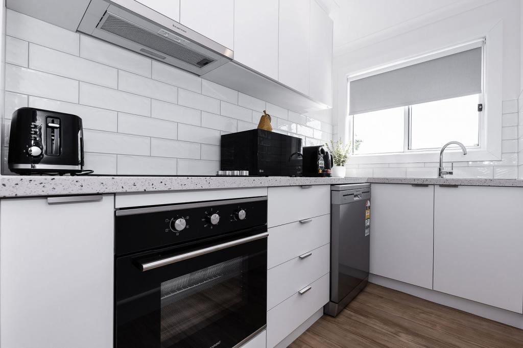 2/1101 MATE ST, NORTH ALBURY, NSW 2640