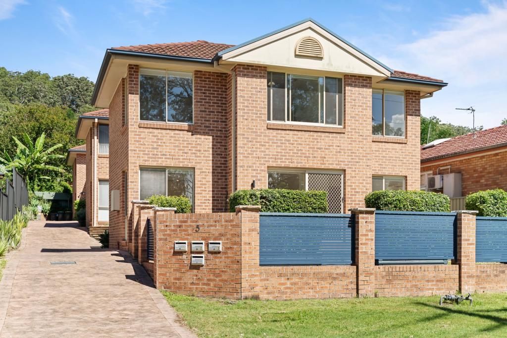 1/5 Beane St W, Gosford, NSW 2250