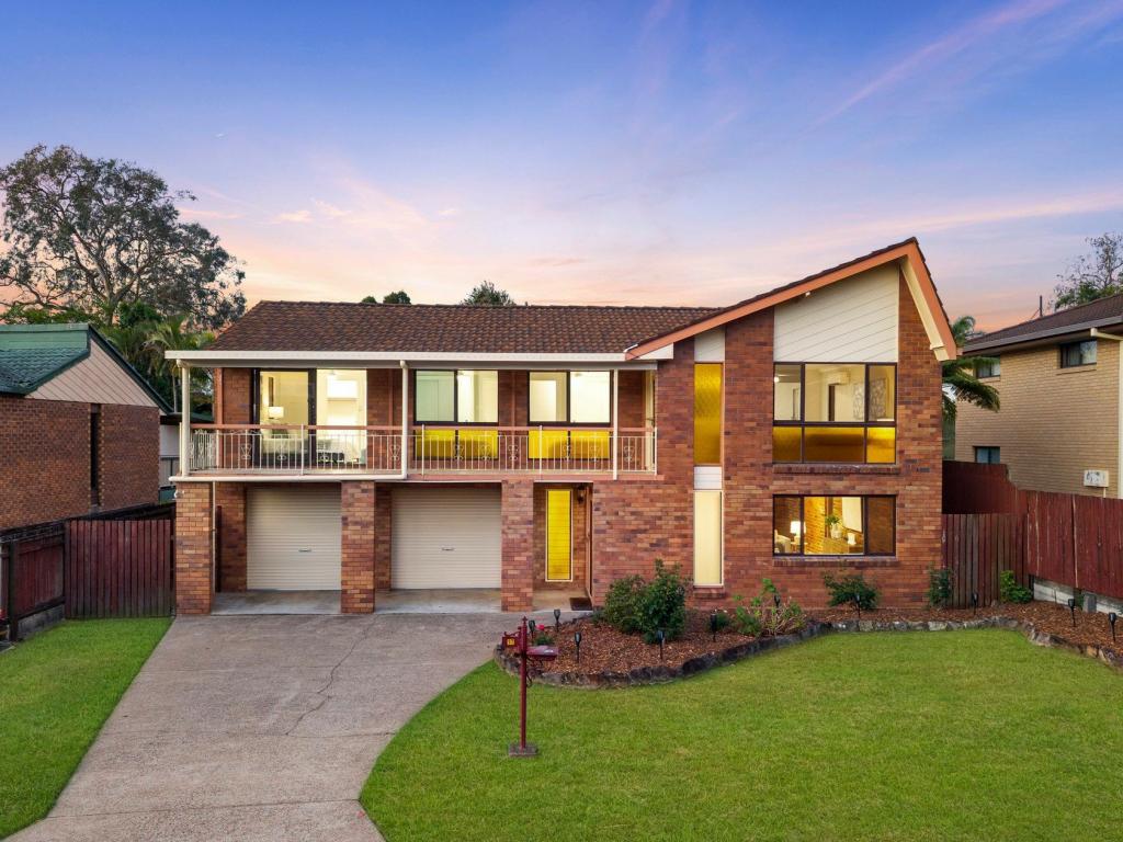 17 RAVENALA ST, SUNNYBANK HILLS, QLD 4109