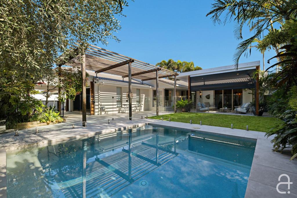 184 Oceanic Dr, Warana, QLD 4575