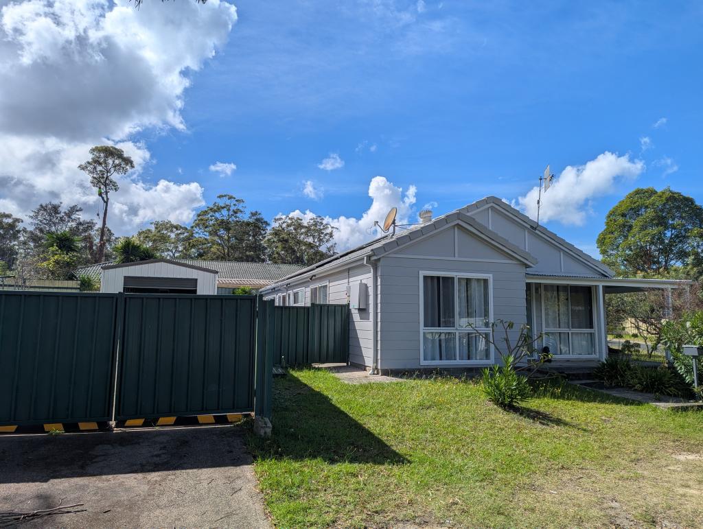 19 Cammaray Dr, St Georges Basin, NSW 2540