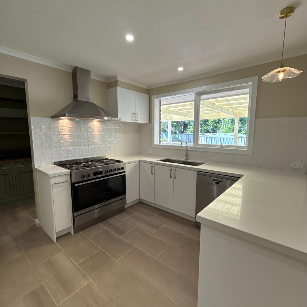 39 Charles Green Ave, Endeavour Hills, VIC 3802