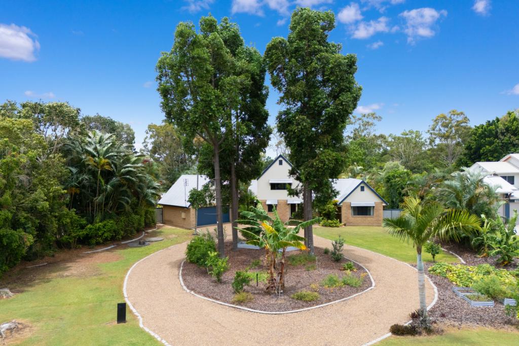4 Meadow Dr, Dundowran Beach, QLD 4655